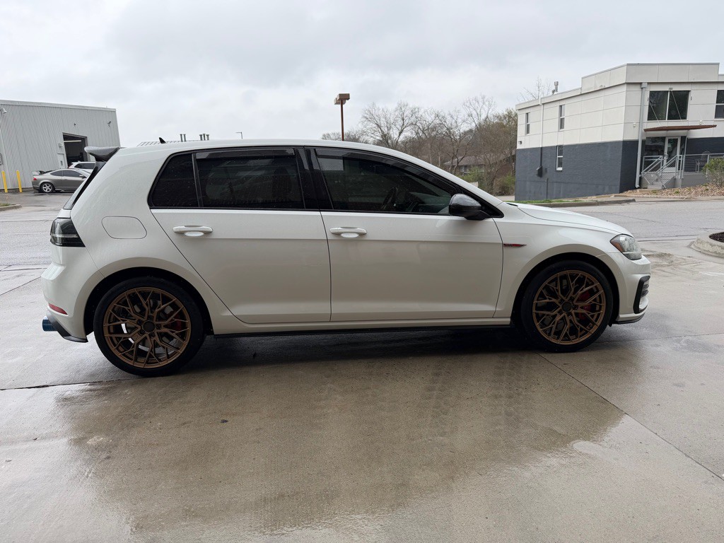 2020 Volkswagen GTI Image 9