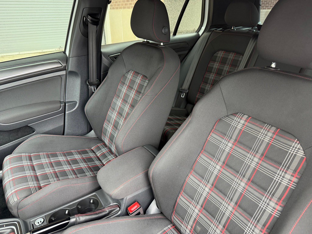 2020 Volkswagen GTI Image 15