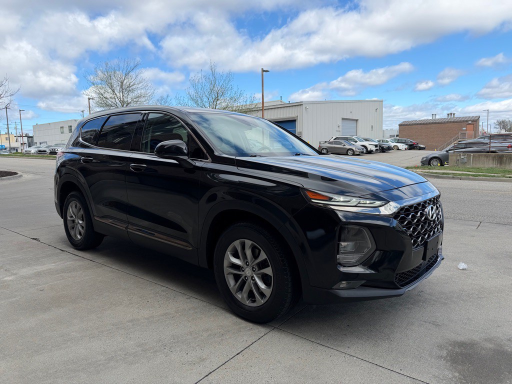 2019 Hyundai Santa Fe Image 1
