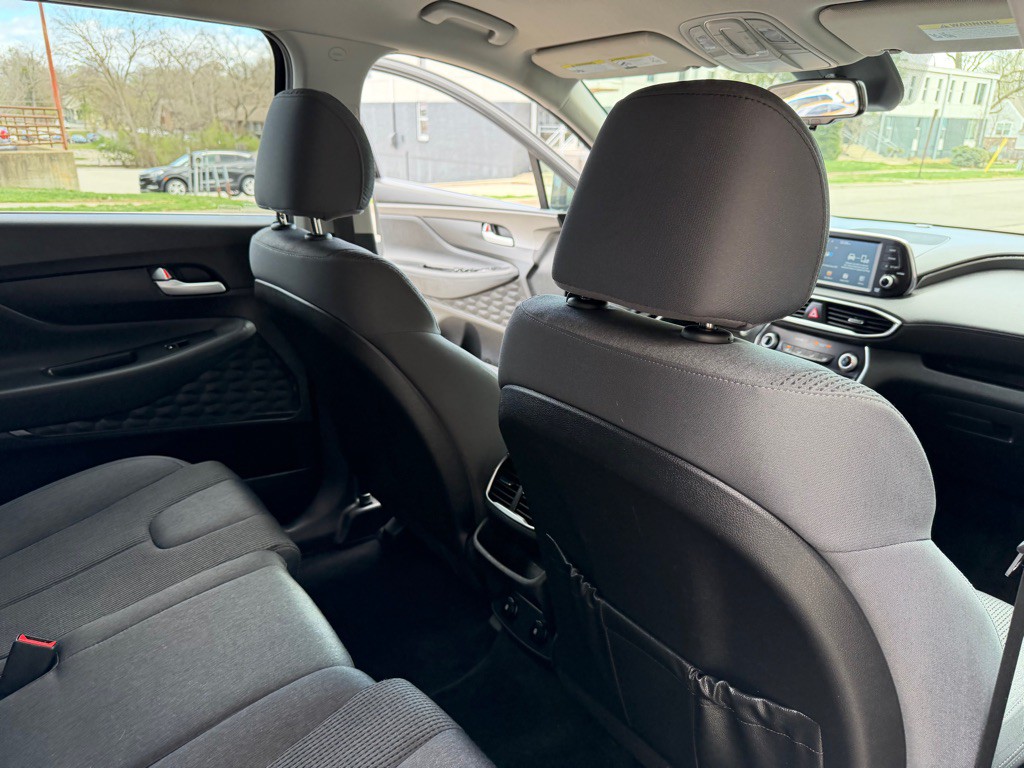 2019 Hyundai Santa Fe Image 18
