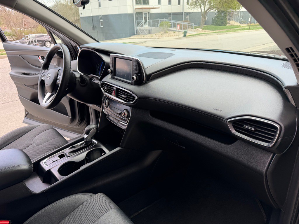 2019 Hyundai Santa Fe Image 21