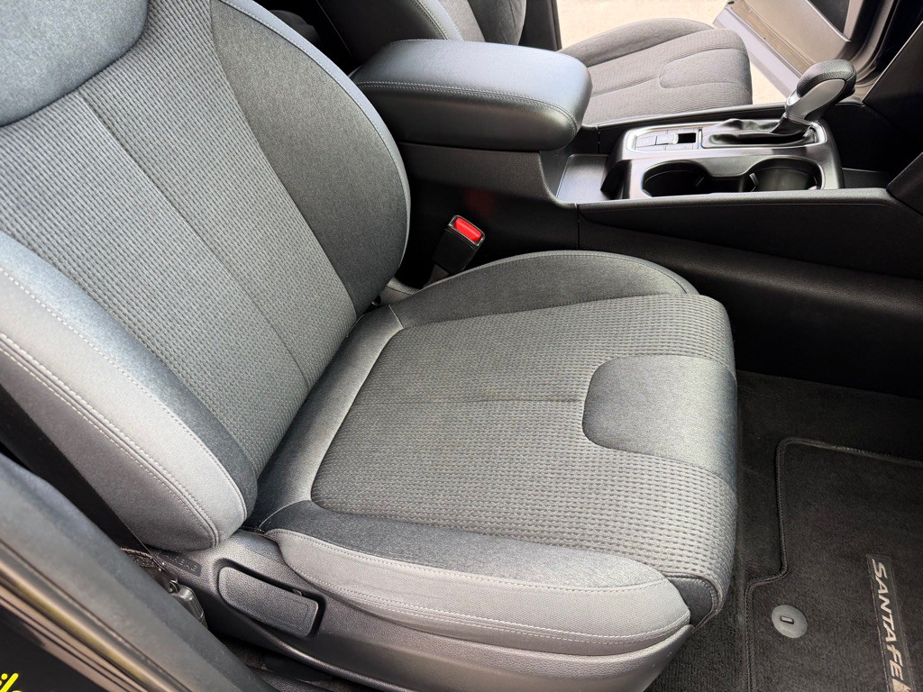 2019 Hyundai Santa Fe Image 23