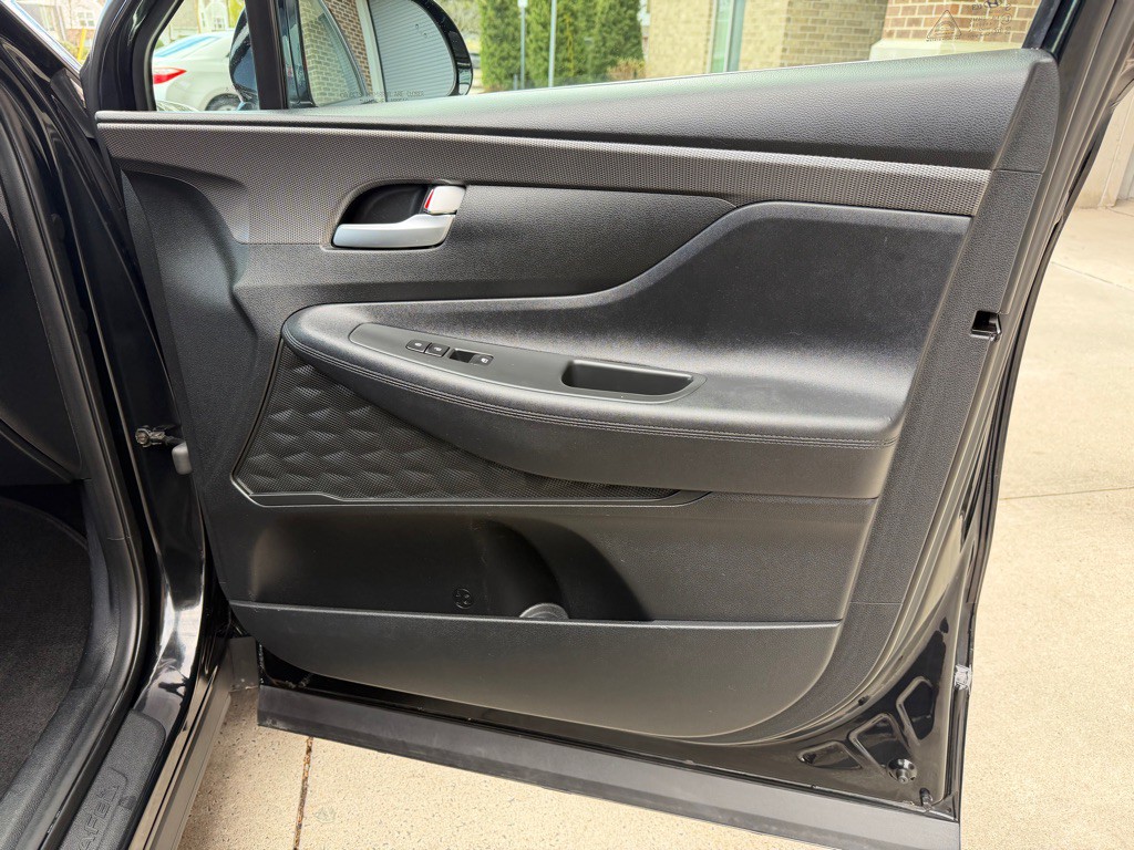 2019 Hyundai Santa Fe Image 25