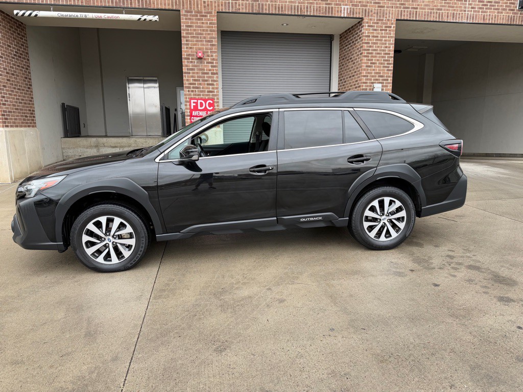 2023 Subaru Outback Image 4