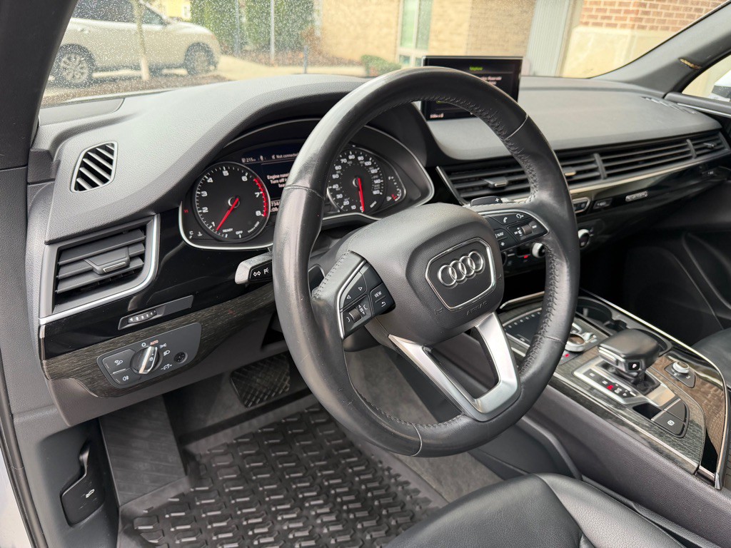 2019 Audi Q7 Image 9