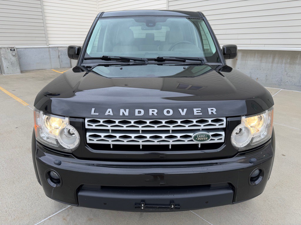 2013 Land Rover LR4 Image 8