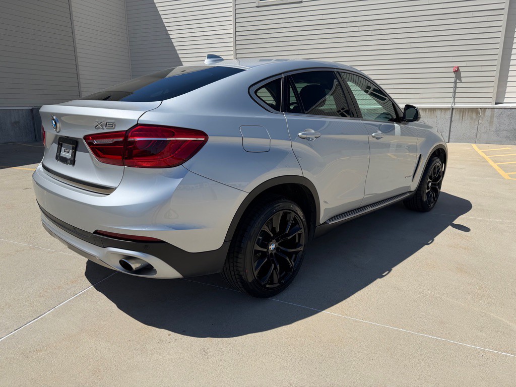 2016 BMW X6 Image 7