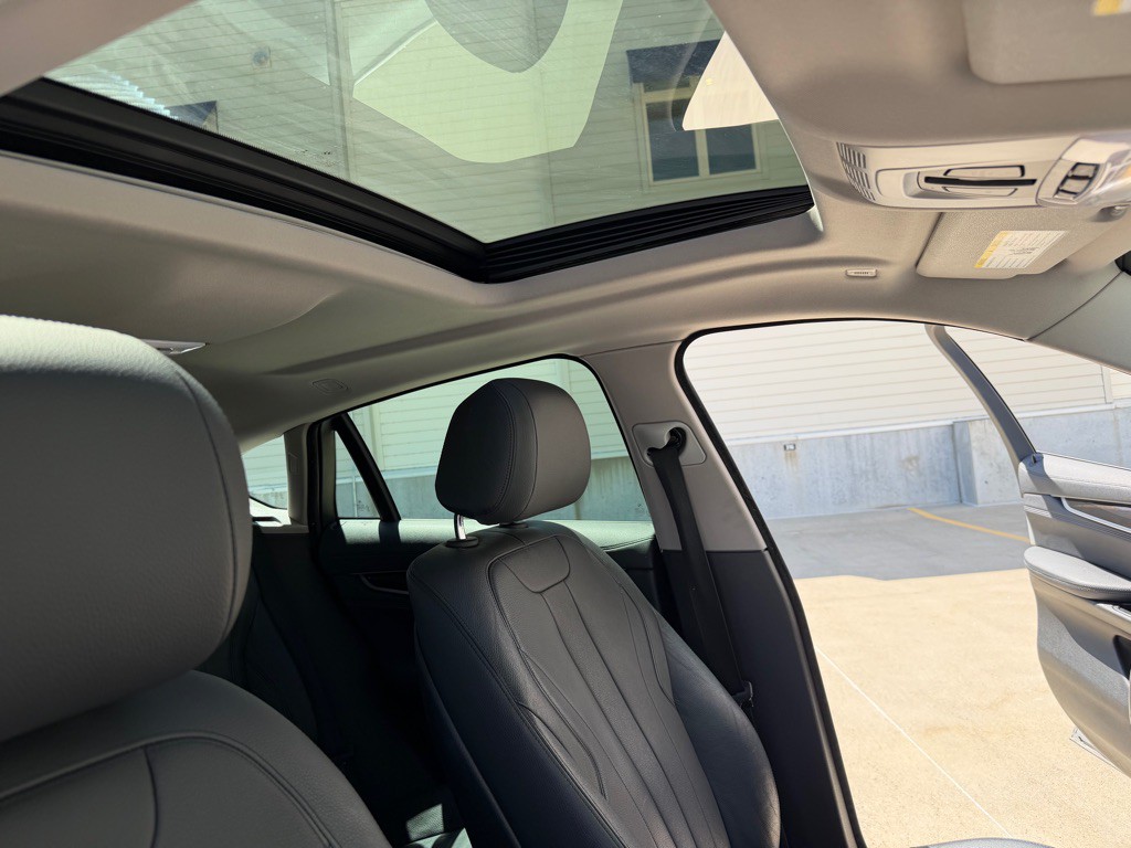 2016 BMW X6 Image 29