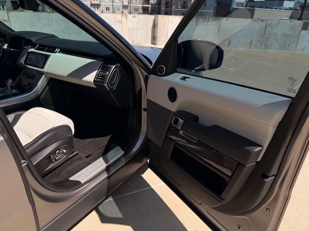 2021 Land Rover Range Rover Sport Image 22