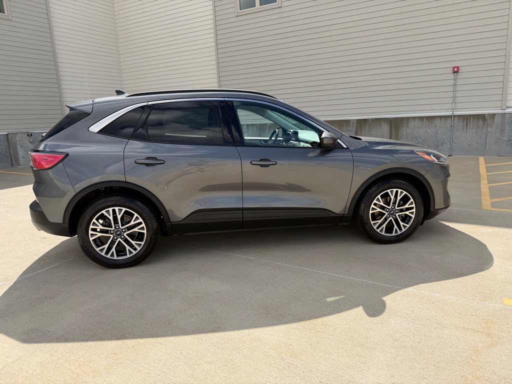 2021 Ford Escape Image 8