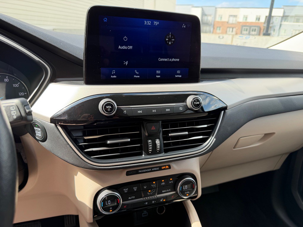 2021 Ford Escape Image 11