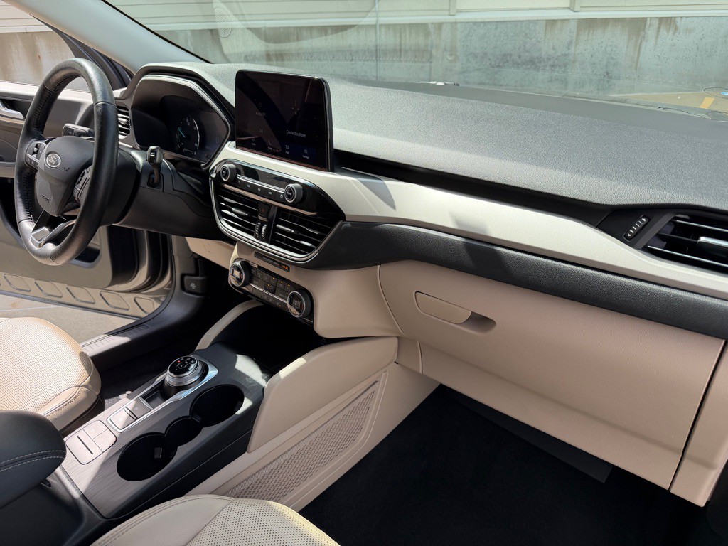 2021 Ford Escape Image 21