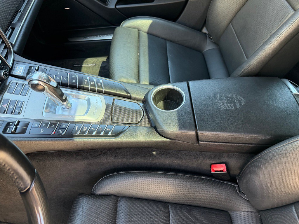2012 Porsche Panamera Image 14