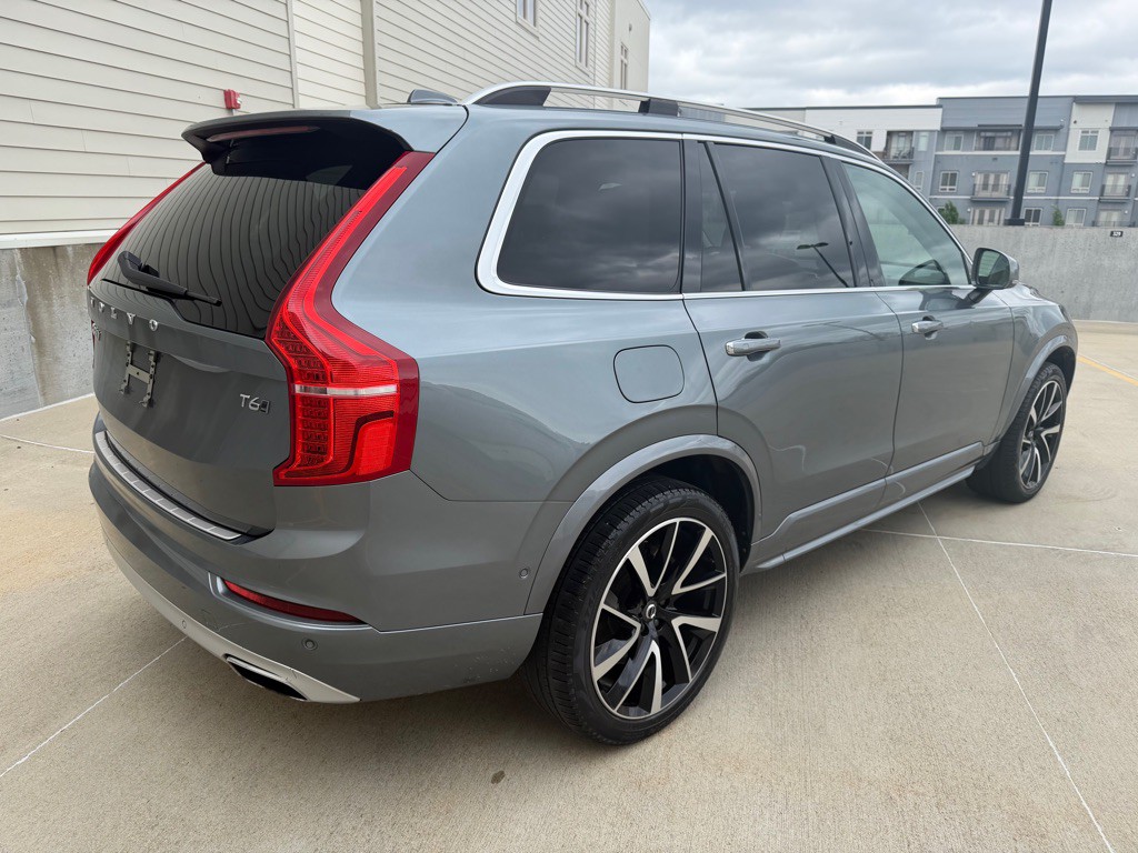 2018 Volvo XC90 Image 3