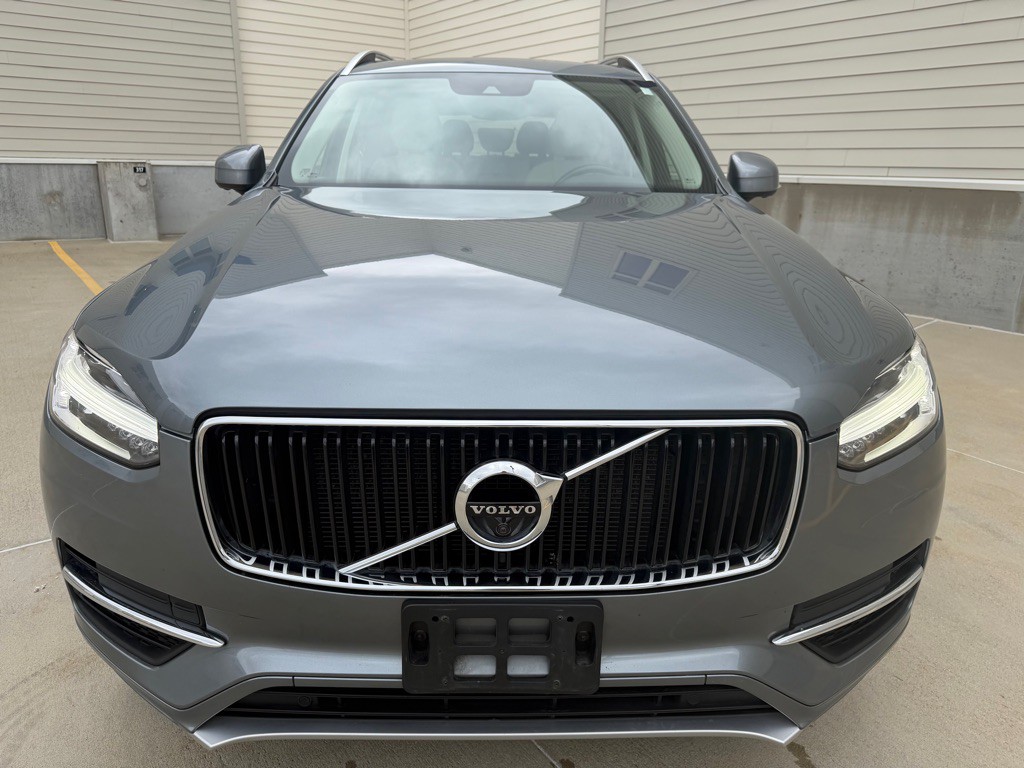 2018 Volvo XC90 Image 8