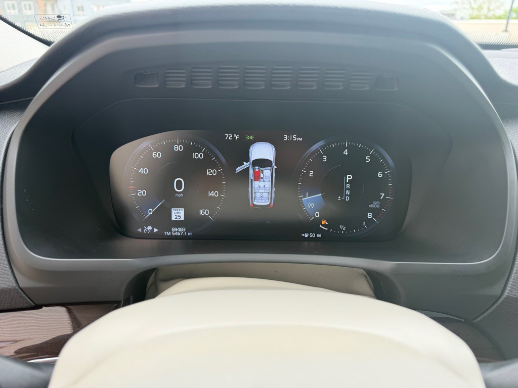 2018 Volvo XC90 Image 18