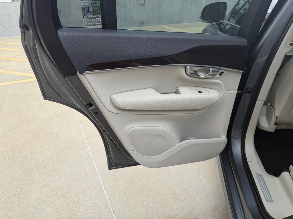 2018 Volvo XC90 Image 24