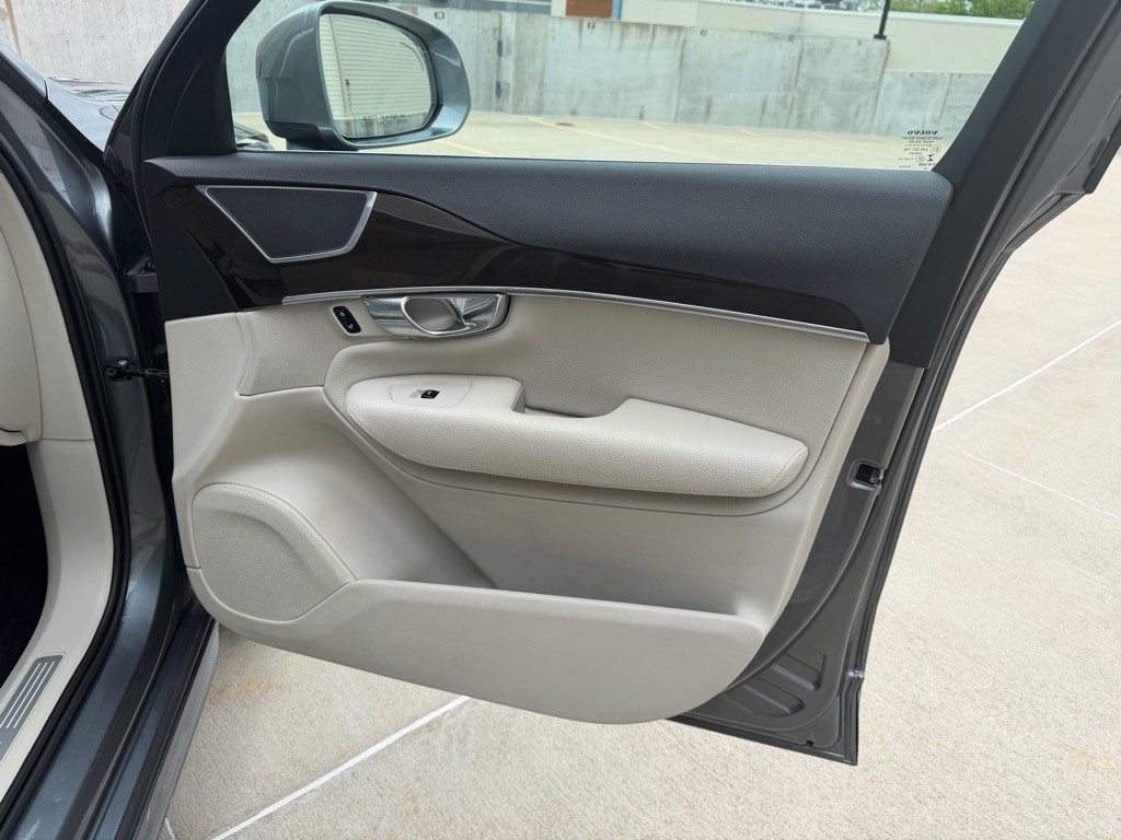 2018 Volvo XC90 Image 31