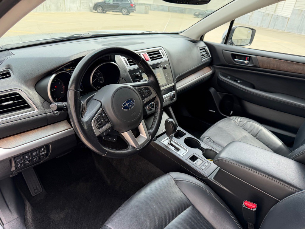 2015 Subaru Outback Image 12