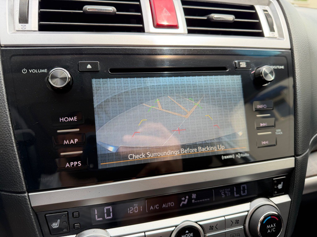 2015 Subaru Outback Image 19