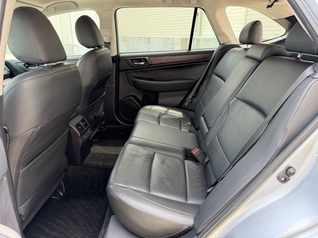 2015 Subaru Outback Image 23