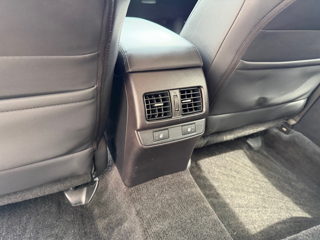 2015 Subaru Outback Image 24