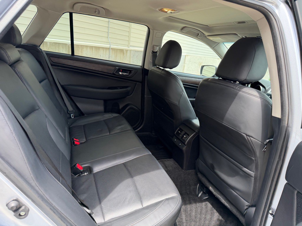 2015 Subaru Outback Image 27