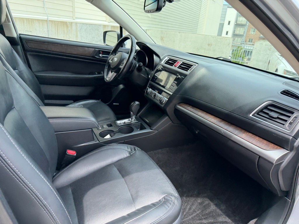 2015 Subaru Outback Image 29