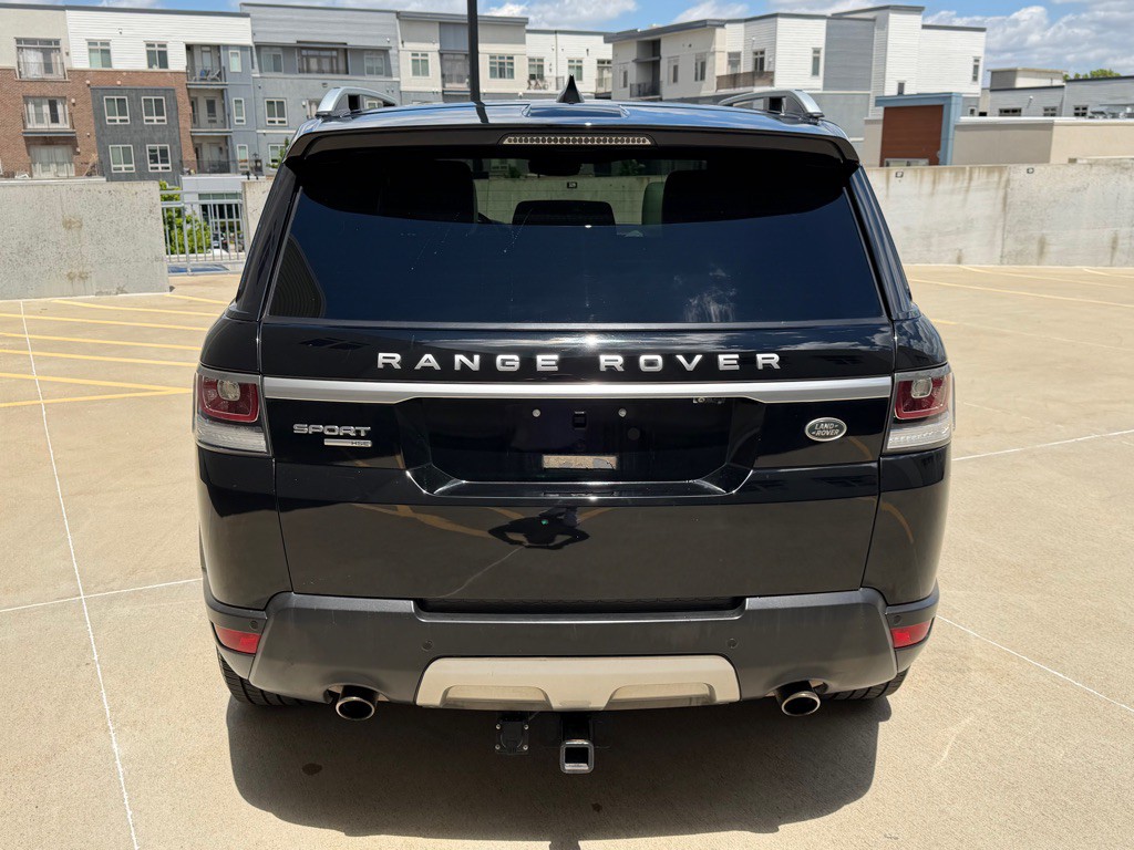 2017 Land Rover Range Rover Sport Image 4