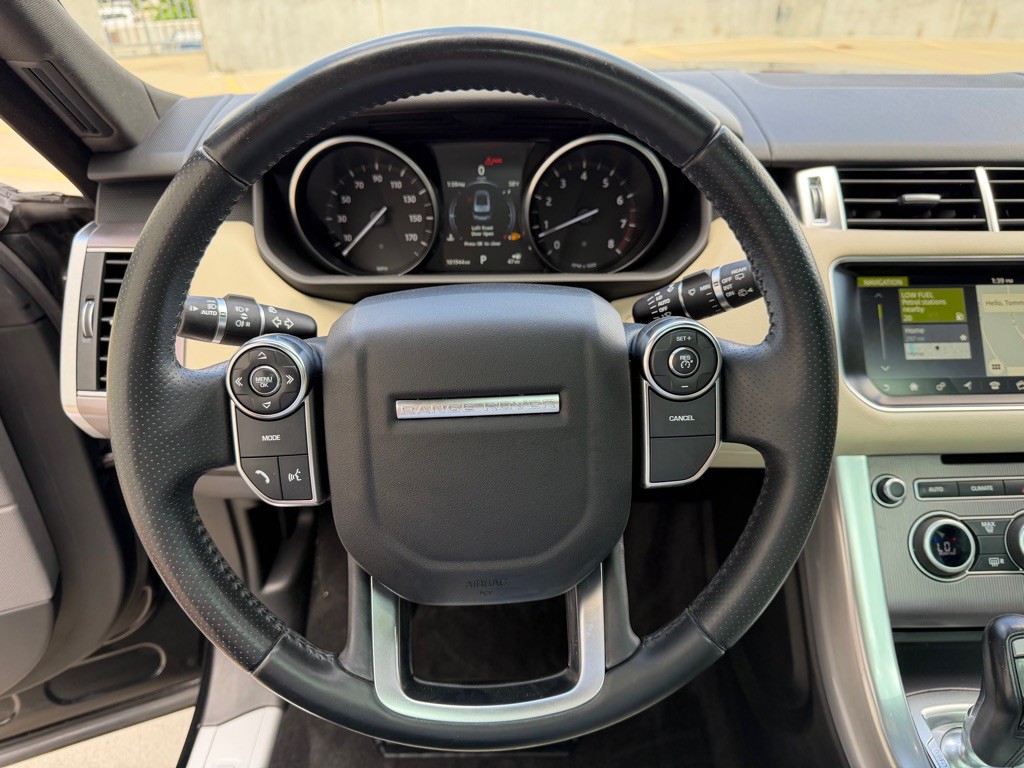 2017 Land Rover Range Rover Sport Image 17