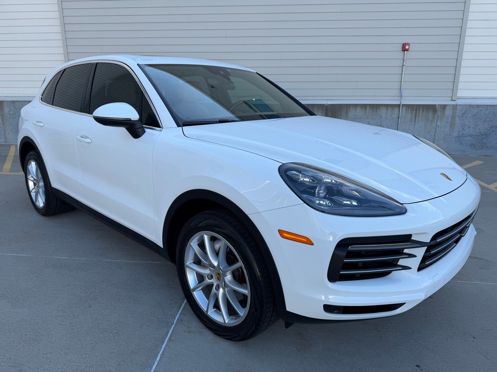 2019 Porsche Cayenne Image 1