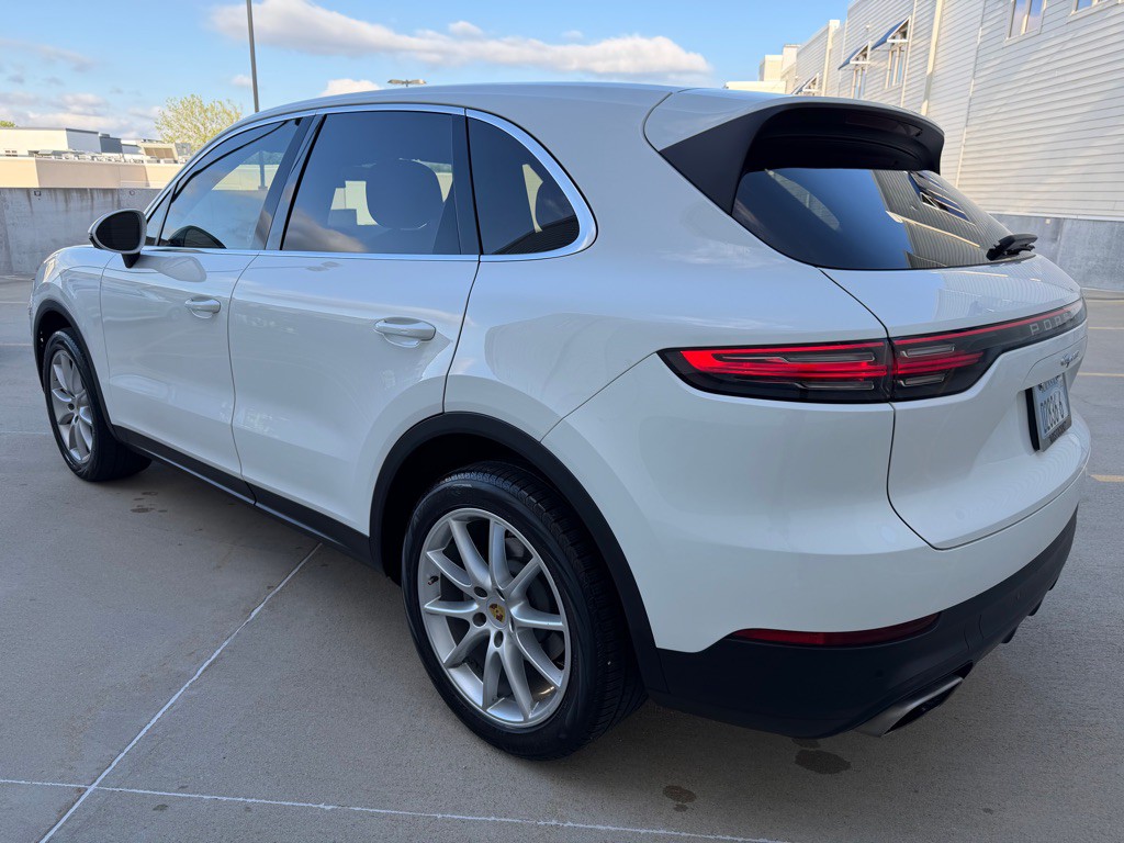 2019 Porsche Cayenne Image 5