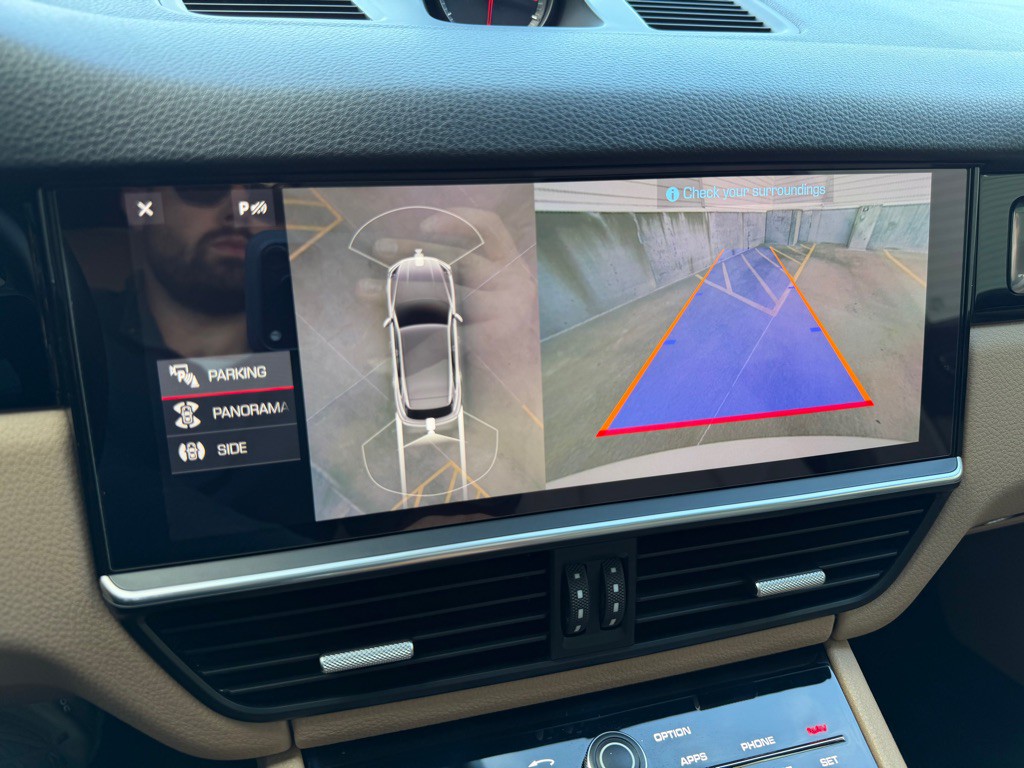 2019 Porsche Cayenne Image 23