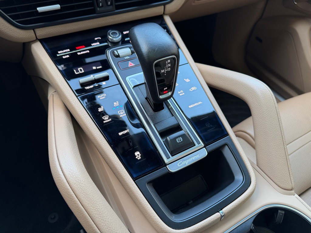 2019 Porsche Cayenne Image 25