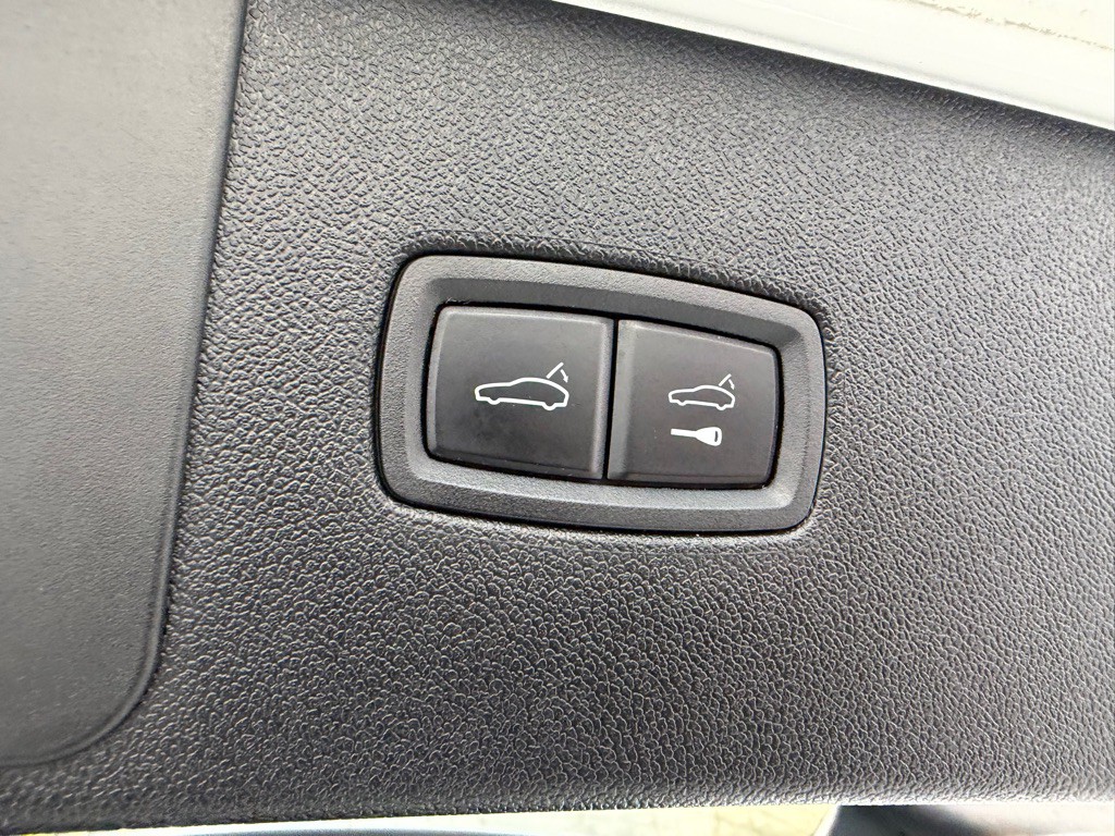2019 Porsche Cayenne Image 32