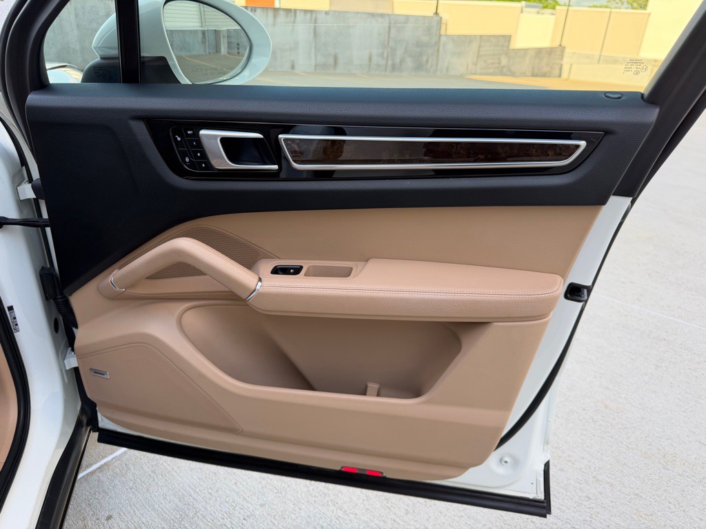 2019 Porsche Cayenne Image 35