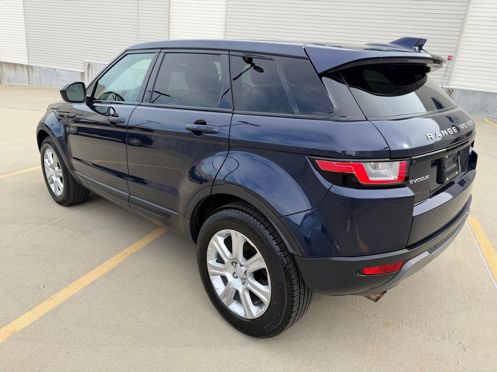 2019 Land Rover Range Rover Evoque Image 5