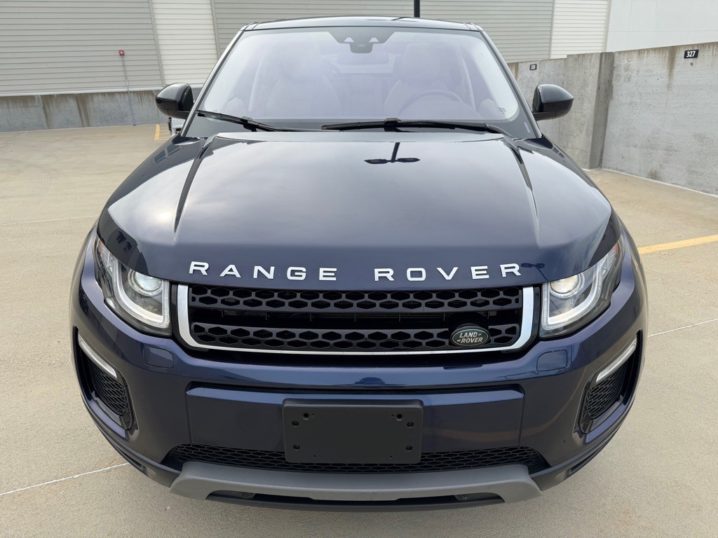 2019 Land Rover Range Rover Evoque Image 8