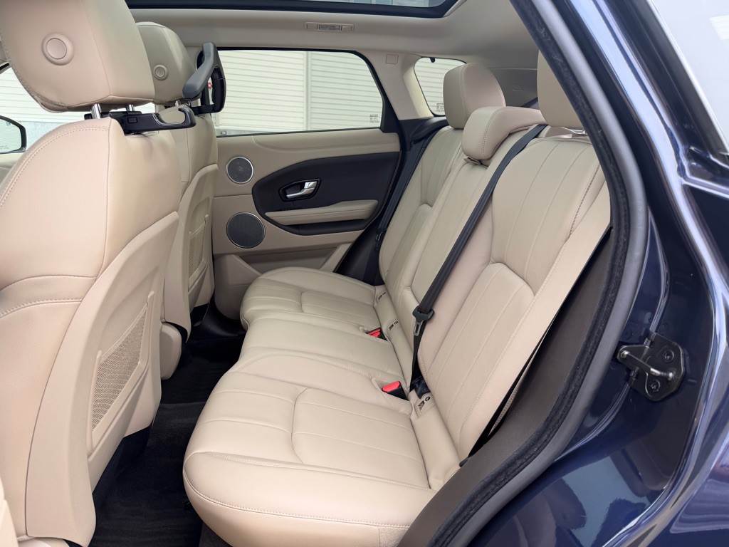 2019 Land Rover Range Rover Evoque Image 22