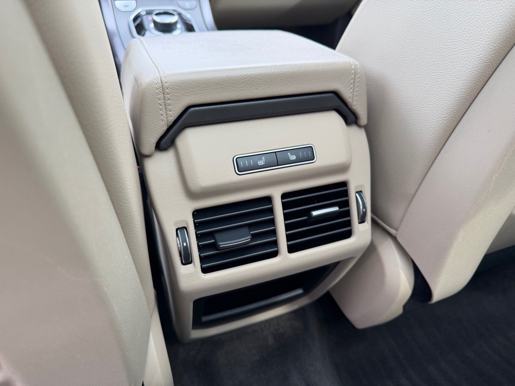 2019 Land Rover Range Rover Evoque Image 23