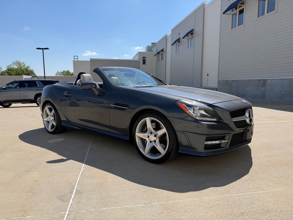 2012 Mercedes-Benz SLK-Class Image 1