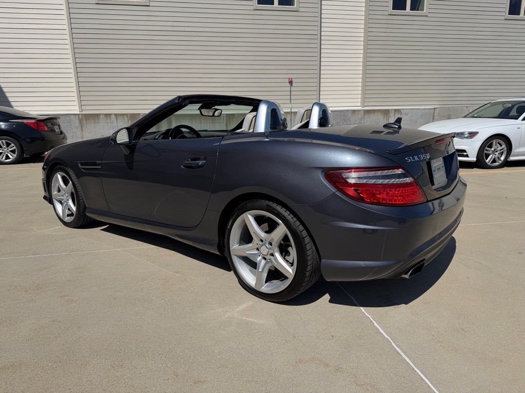 2012 Mercedes-Benz SLK-Class Image 5