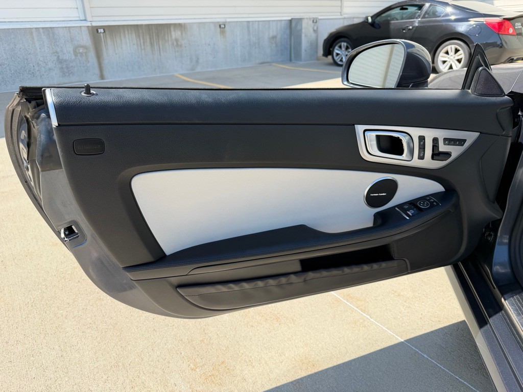 2012 Mercedes-Benz SLK-Class Image 11