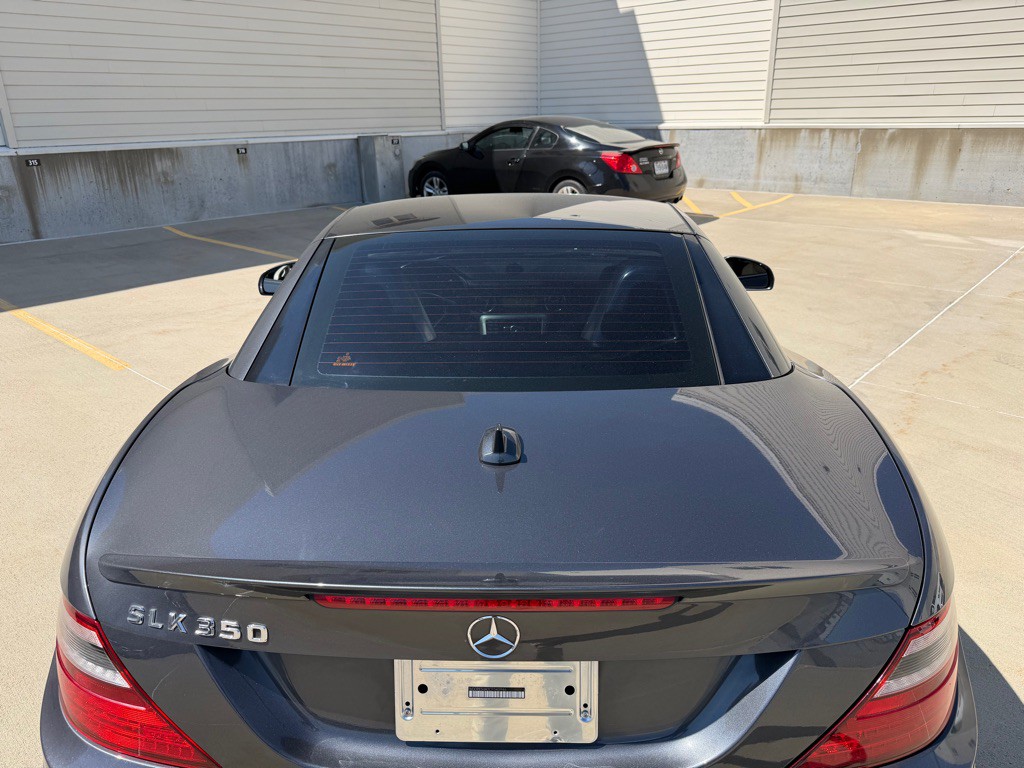 2012 Mercedes-Benz SLK-Class Image 24