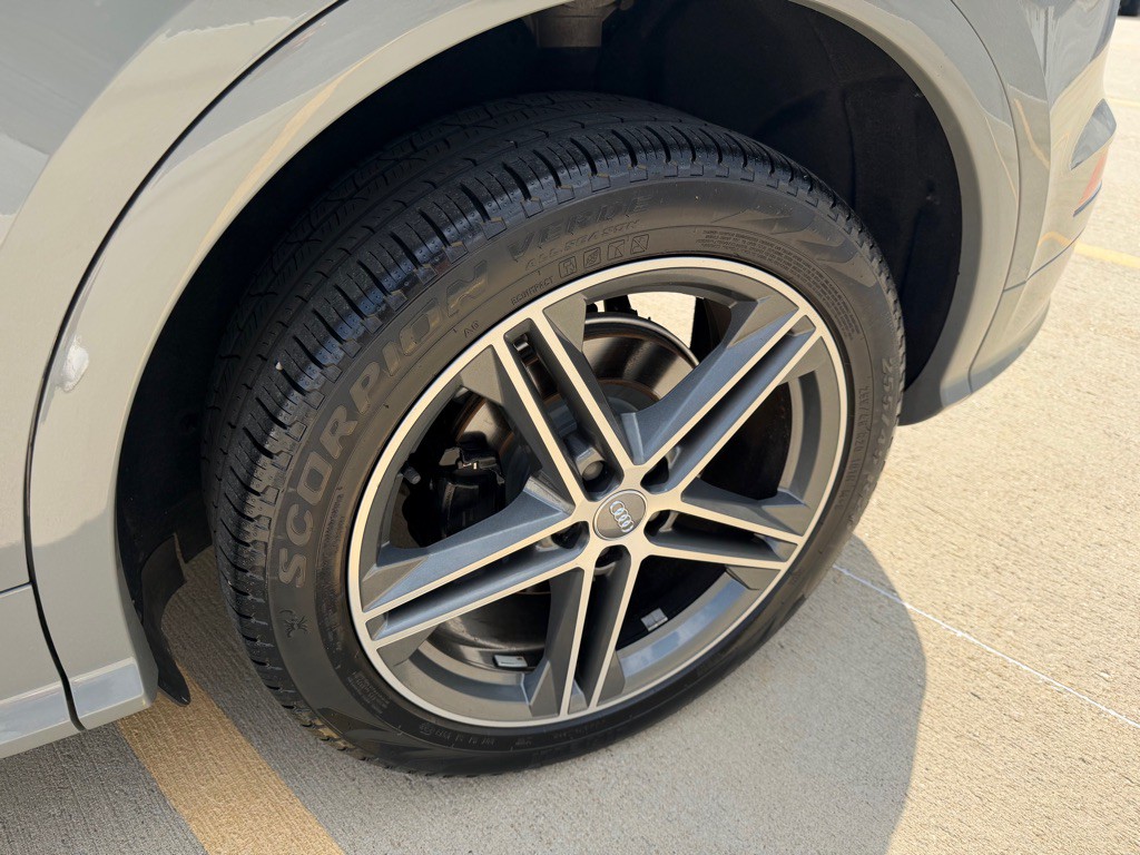 2019 Audi Q5 Image 9