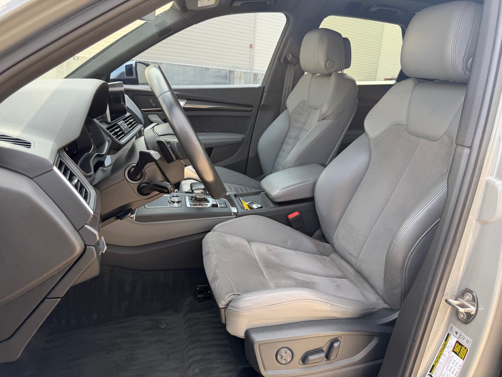 2019 Audi Q5 Image 12