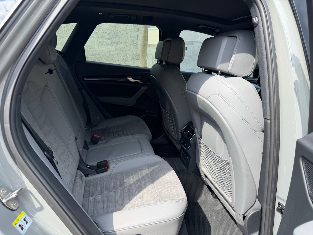 2019 Audi Q5 Image 25