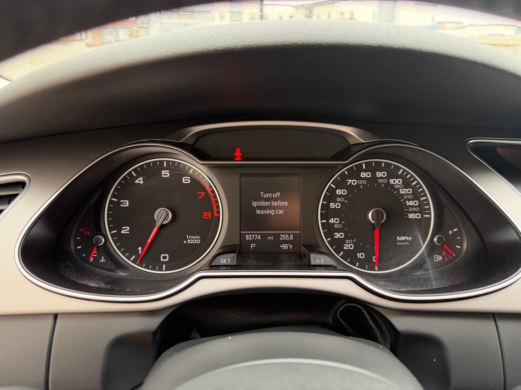 2015 Audi A4 Image 16