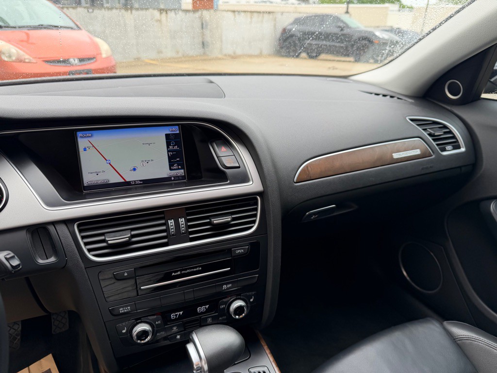 2015 Audi A4 Image 17