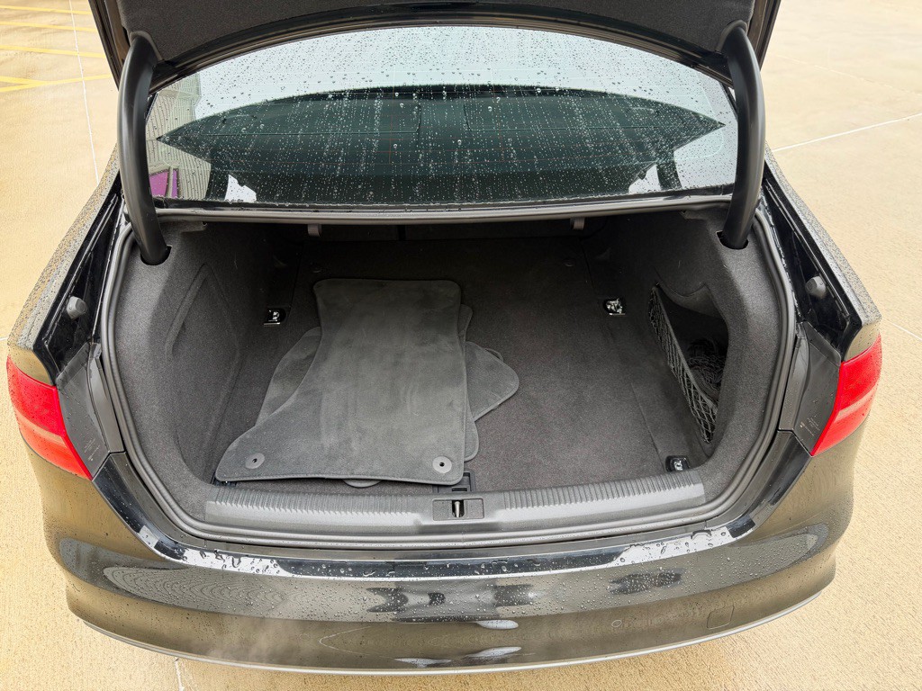 2015 Audi A4 Image 23